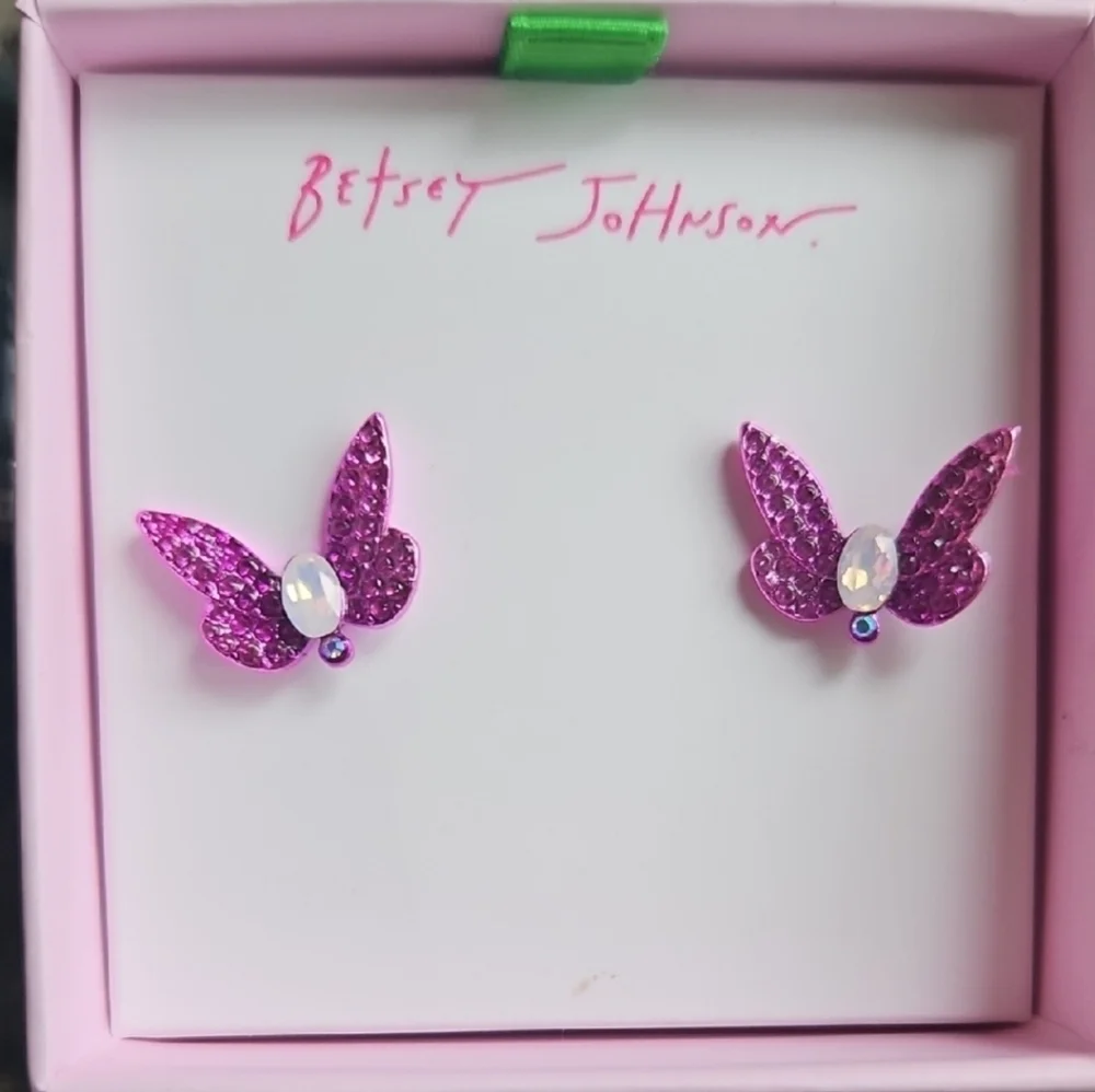 🦋▪️ Betsey Johnson▪️ Purple Butterfly Stud  Earrings